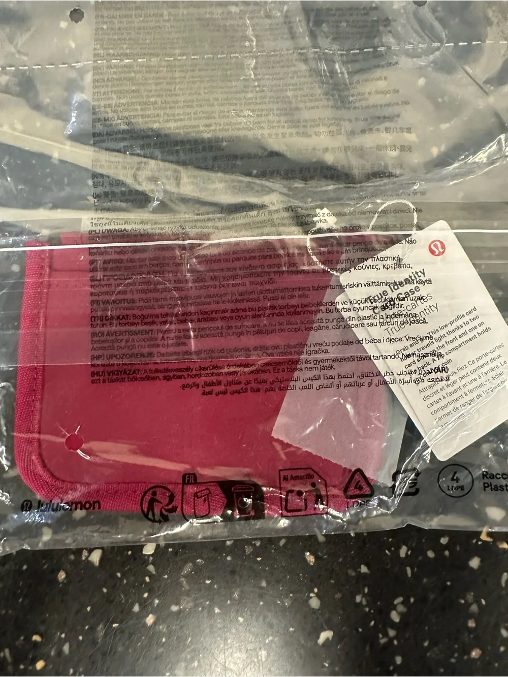Lululemon  True Identity Card Case
